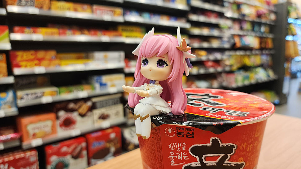 Descubre el apasionante mundo de Figura Soporte Cup Noodle Dorothy Goddess of Victory Nikke.
