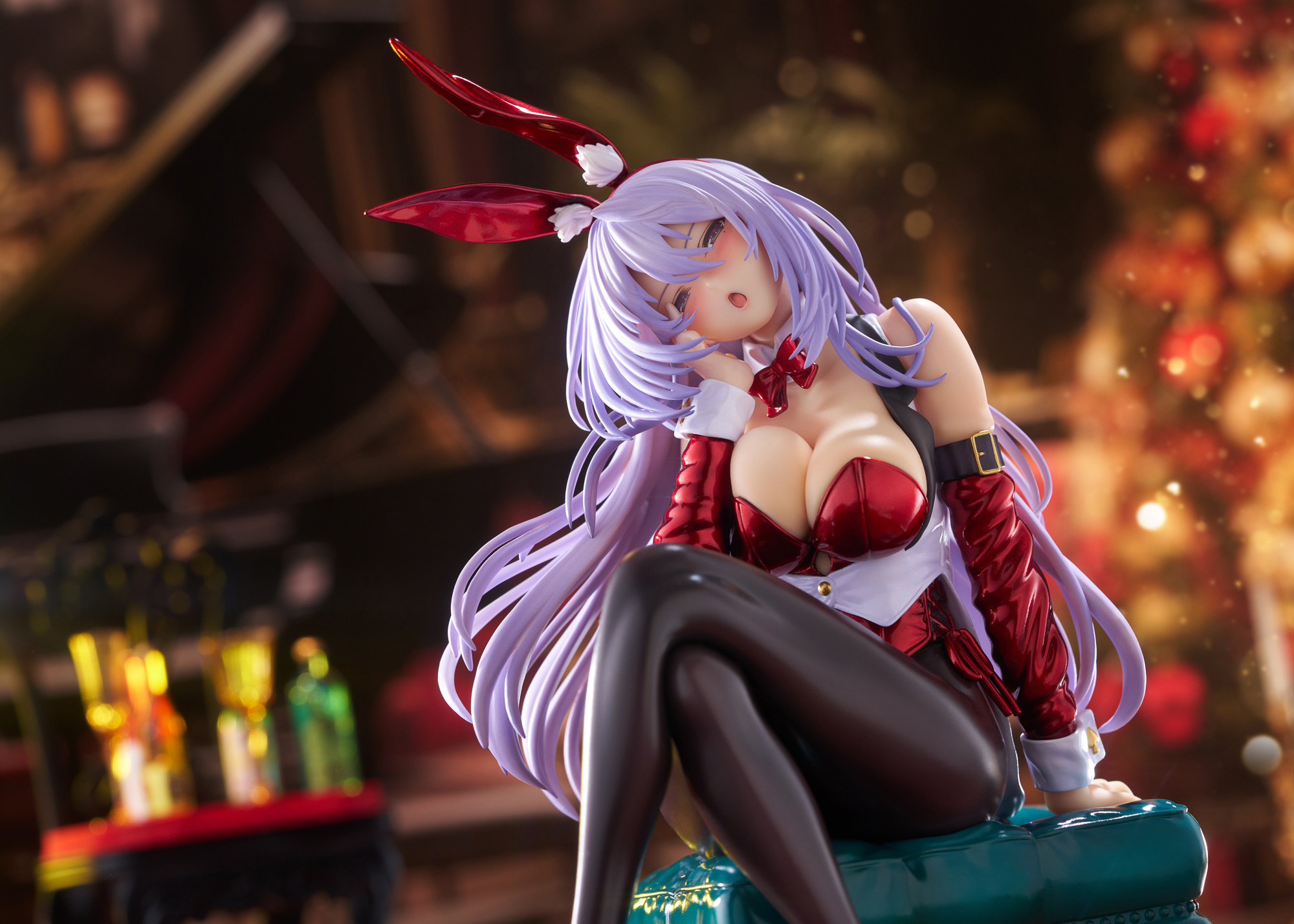 Descubre el apasionante mundo de Figura Tsuduri Amagasa Estilo Conejita Santa Navidad.