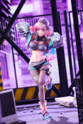Descubre el apasionante mundo de Figura Akane Shinjo Dreamy Divas Gridman Universe.