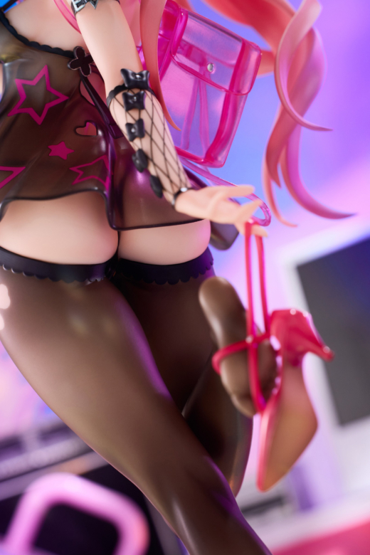 Figura Tacones Altos y Piruleta Original Character » Tu Tienda Anime Descubre el apasionante mundo de Figura Tacones Altos y Piruleta Original Character.
