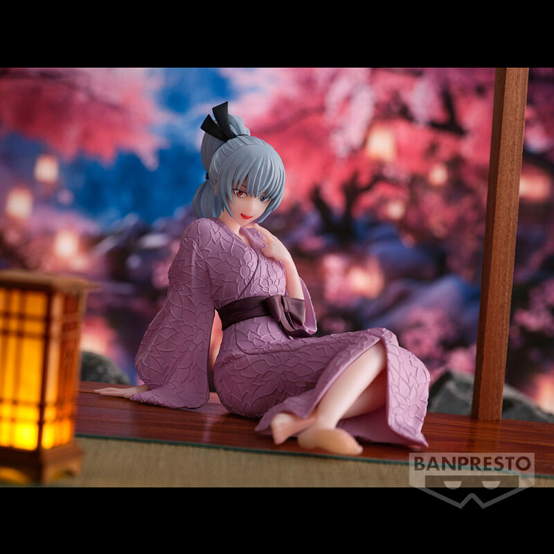 Descubre el apasionante mundo de Figura Luminus Tempest Banquete.