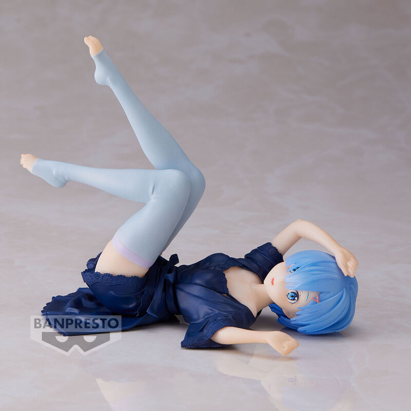 Descubre el apasionante mundo de Figura Rem Batín Relax Time Re:Zero 10cm.