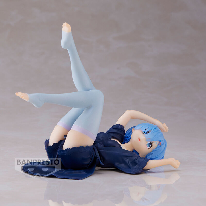 Descubre el apasionante mundo de Figura Rem Batín Relax Time Re:Zero 10cm.