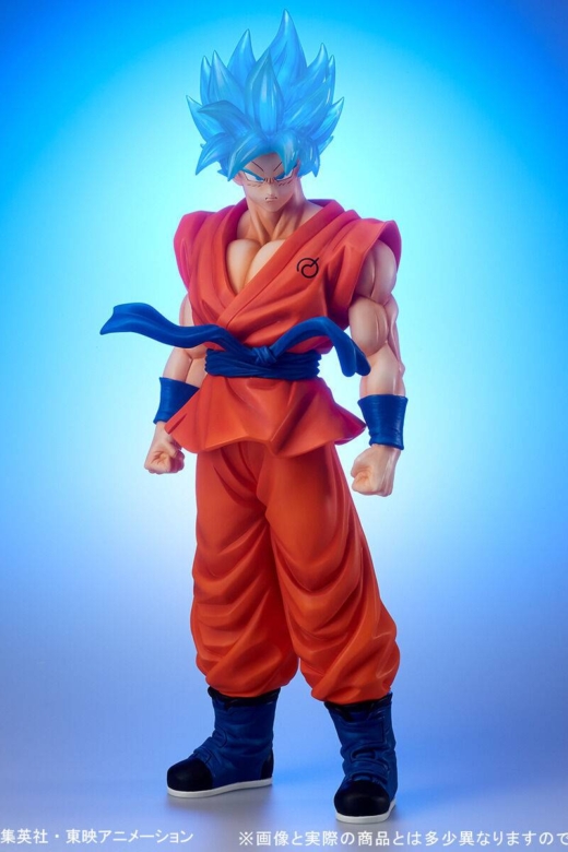 Descubre el apasionante mundo de Figura Gigantic Serie Super Saiyan Dios Son Goku Versión Transparente Edición Limitada.