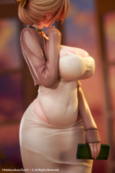 Descubre el apasionante mundo de Figura Elf Mujer Casada Yurie Edición Regular.