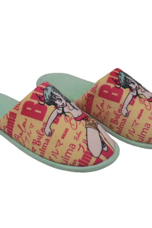Descubre el apasionante mundo de Pantuflas Bulma Dragon Ball.