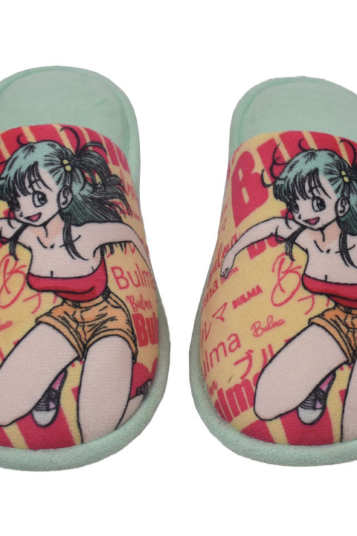 Descubre el apasionante mundo de Pantuflas Bulma Dragon Ball.