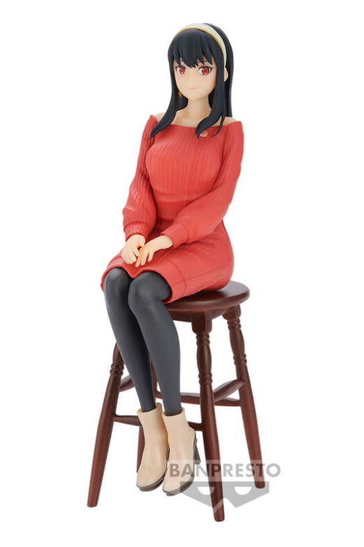 Descubre el apasionante mundo de Figura Yor Forger Break Time Spy x Family 13cm.