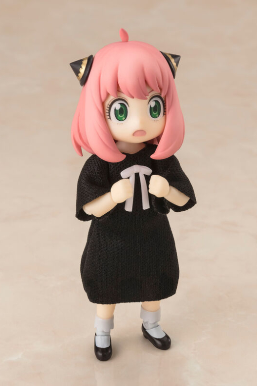 Descubre el apasionante mundo de Figura Anya Forger Vestido Spy x Family 8cm.