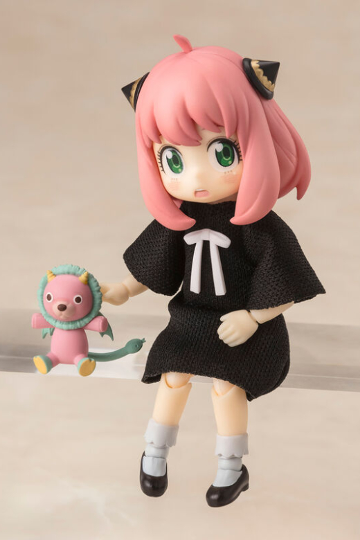 Descubre el apasionante mundo de Figura Anya Forger Vestido Spy x Family 8cm.