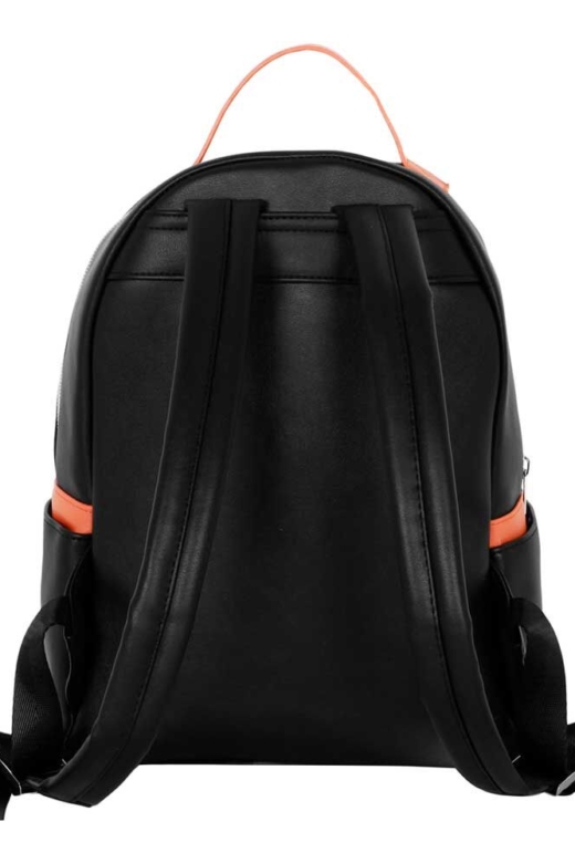 Descubre el apasionante mundo de Mochila Dragon Ball Z 29 cm.