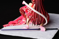 Descubre el apasionante mundo de Figura Erza Scarlet Estilo Sakuraneko.