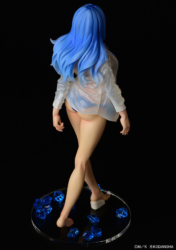 Descubre el apasionante mundo de Figura Juvia Lockser Camisa Mojada Transparente.