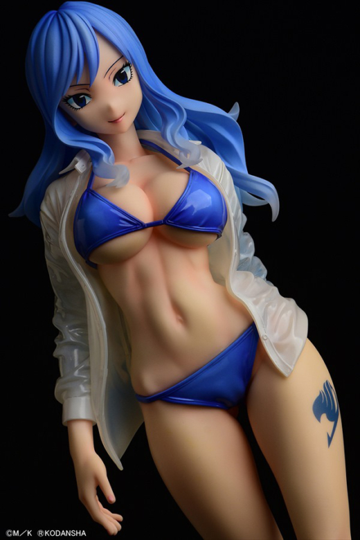 Descubre el apasionante mundo de Figura Juvia Lockser Camisa Mojada Transparente.