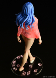 Descubre el apasionante mundo de Figura Juvia Lockser Fairy Tail Estilo Bikini Negro.