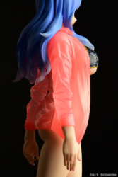 Descubre el apasionante mundo de Figura Juvia Lockser Fairy Tail Estilo Bikini Negro.