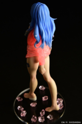 Descubre el apasionante mundo de Figura Juvia Lockser Fairy Tail Estilo Bikini Negro.