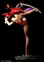 Descubre el apasionante mundo de Figura Erza Scarlet Patada Alta Versión Crimson Rabbit.
