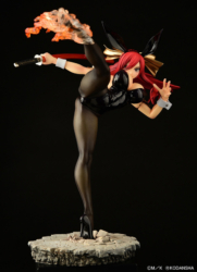 Descubre el apasionante mundo de Figura Erza Scarlet Patada Alta Versión Conejo Negro Fairy Tail.