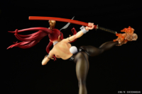 Descubre el apasionante mundo de Figura Erza Scarlet Patada Alta Versión Conejo Negro Fairy Tail.