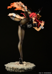 Descubre el apasionante mundo de Figura Erza Scarlet Patada Alta Versión Conejo Negro Fairy Tail.