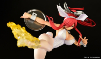 Descubre el apasionante mundo de Figura Erza Scarlet Patada Alta Versión Conejo Blanco.