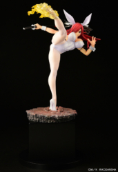 Descubre el apasionante mundo de Figura Erza Scarlet Patada Alta Versión Conejo Blanco.