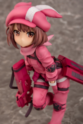 Descubre el apasionante mundo de Figura LLENN Sword Art Online Alternative Gun Gale Online Versión Bala del Desierto Reeditada.