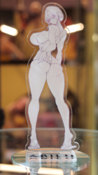 Descubre el apasionante mundo de Figura Traje de Competición Molly Cambiante.