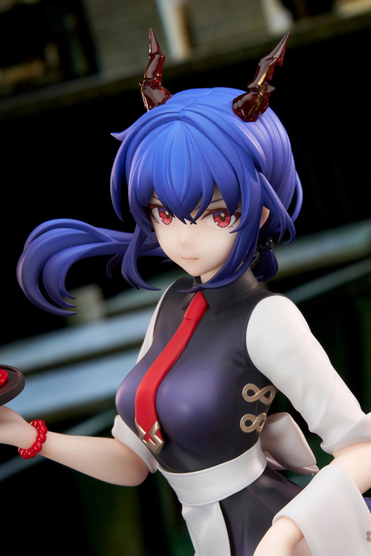 Descubre el apasionante mundo de Figura Ch'en Versión Hora del Té Arknights.