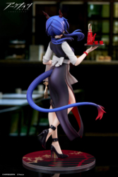 Descubre el apasionante mundo de Figura Ch'en Versión Hora del Té Arknights.