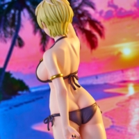 Descubre el apasionante mundo de Figura Tenka Izumo Versión Traje de Baño.