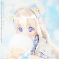 Descubre el apasionante mundo de Figura Temari Oso Mirando la Nieve Original Character.