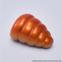 Descubre el apasionante mundo de Figura Dragon Quest Slime Coronet Galería Metálica.