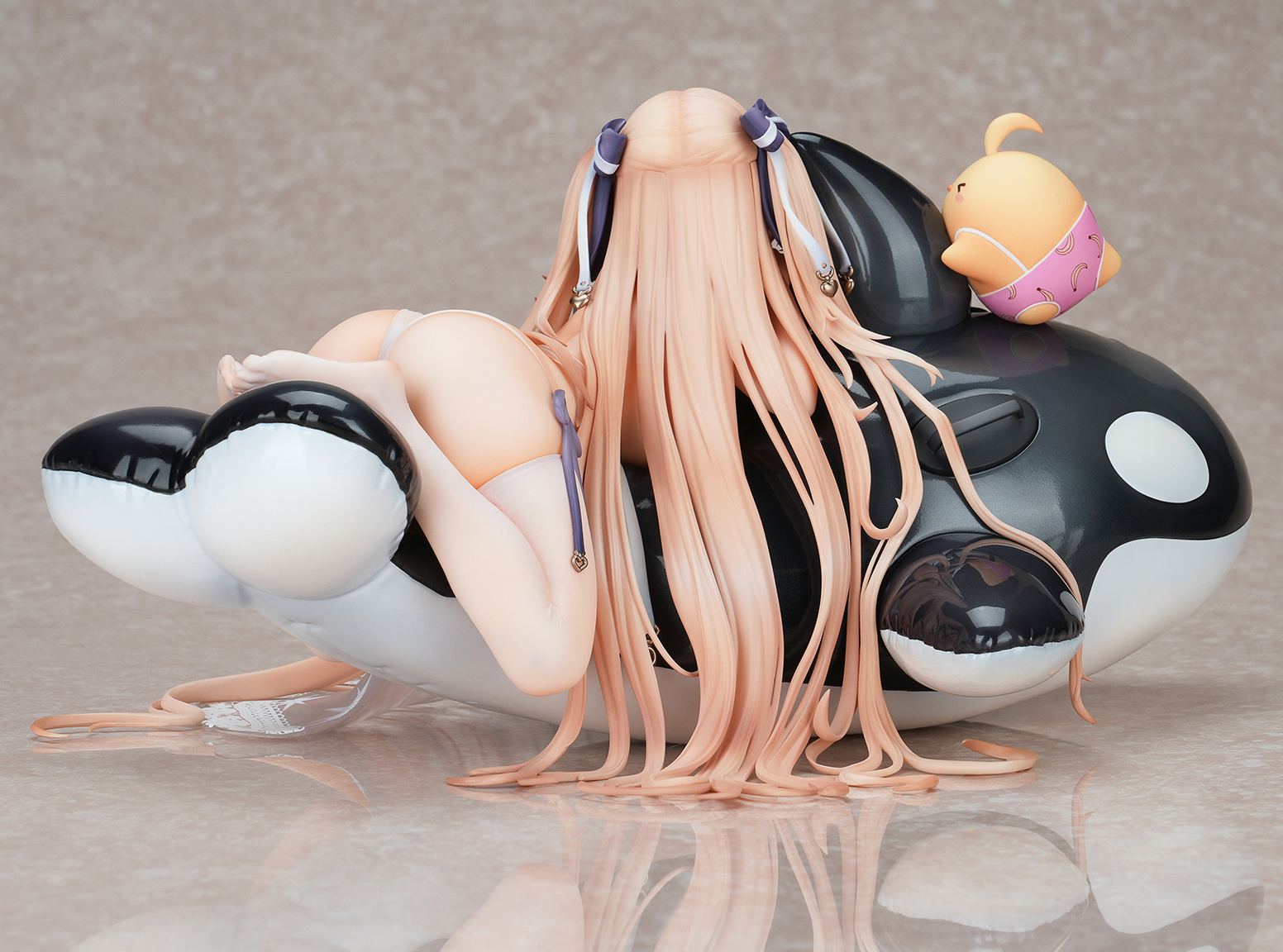 Descubre el apasionante mundo de Figura Azur Lane Anchorage Delfines y Clases de Natación.