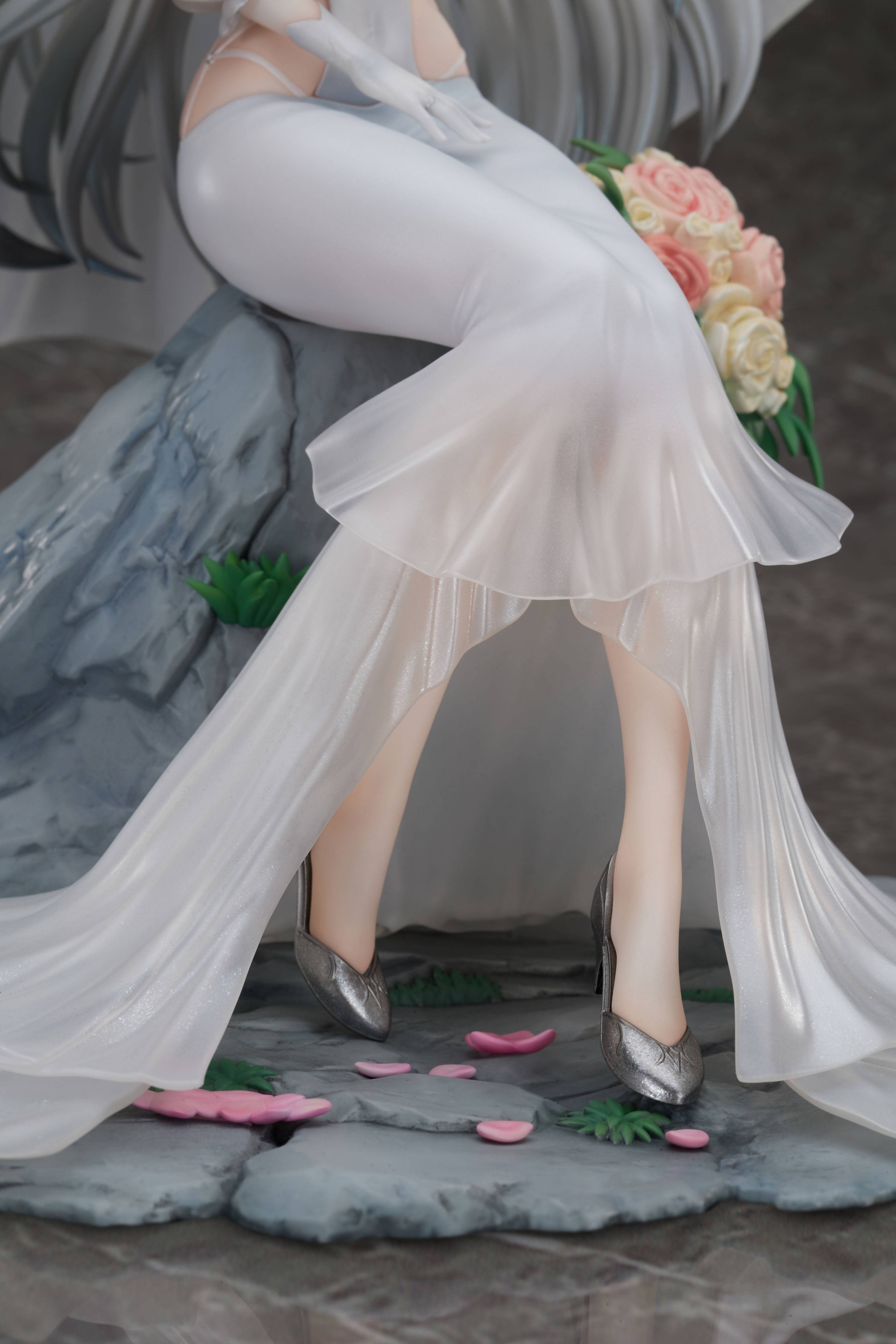 Descubre el apasionante mundo de Figura Azur Lane Hermione Versión Juramento de Asaka.