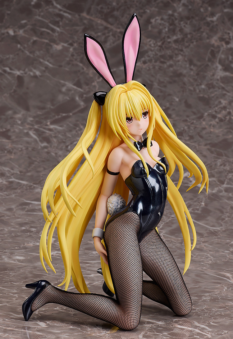 Descubre el apasionante mundo de Figura Golden Darkness Versión Bunny To Love-Ru Darkness.