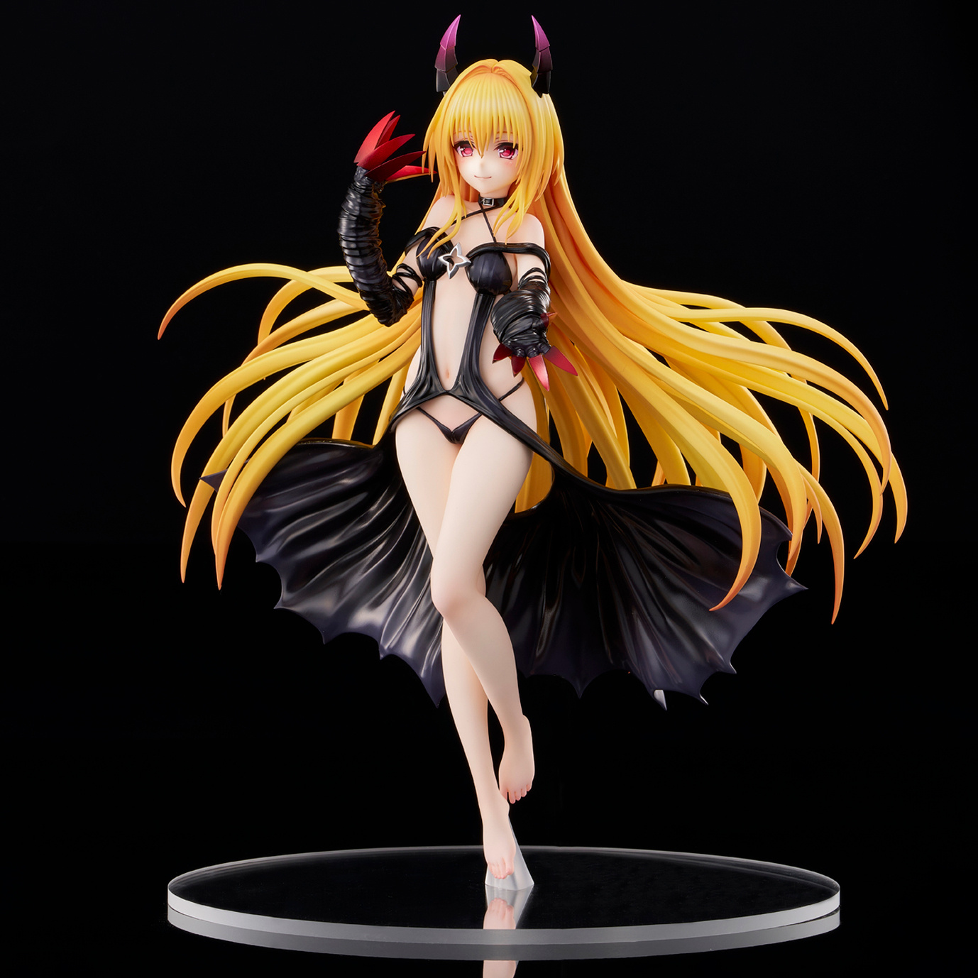 Descubre el apasionante mundo de Figura Golden Darkness Versión Oscura To LOVE-Ru Darkness.