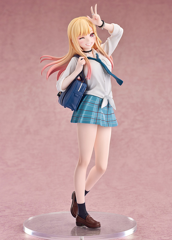 Descubre el apasionante mundo de Figura Marin Kitagawa My Dress-Up Darling.