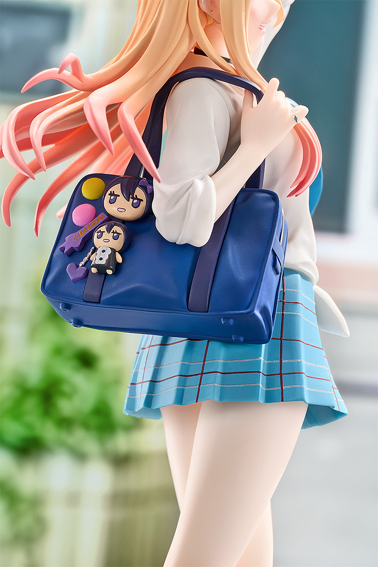 Descubre el apasionante mundo de Figura Marin Kitagawa My Dress-Up Darling.