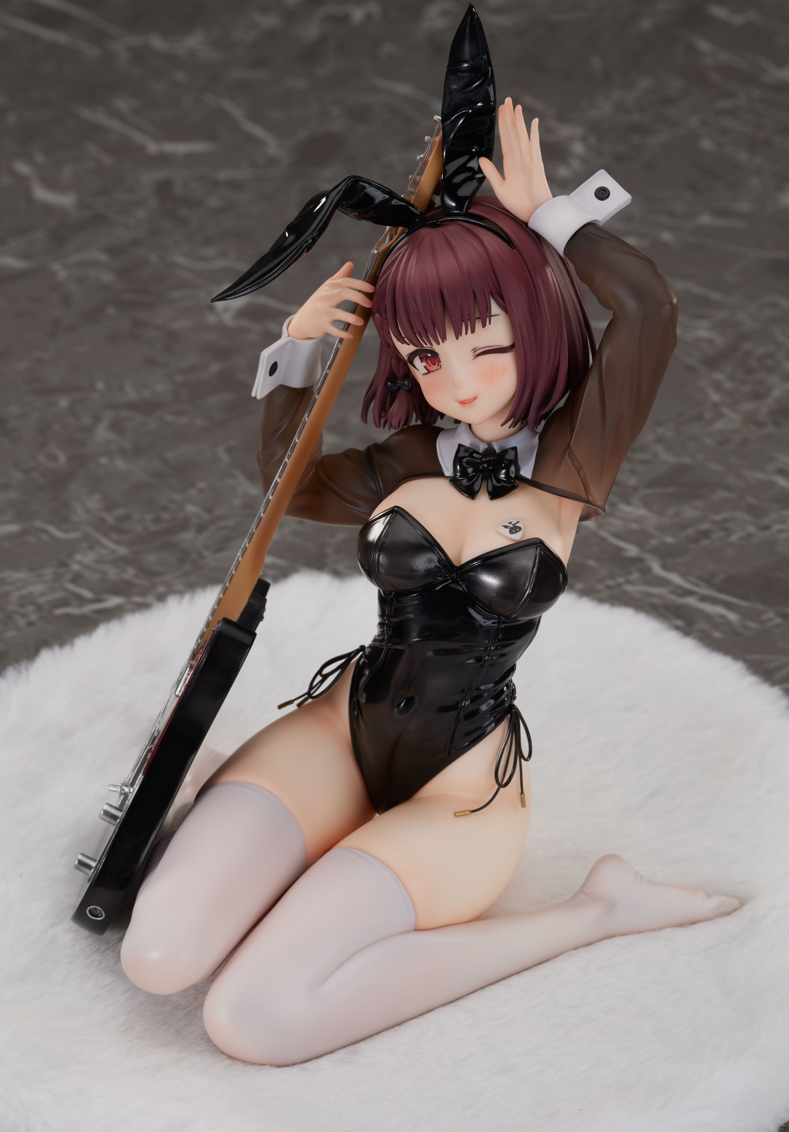 Descubre el apasionante mundo de Figura Tele Bunny Aya Ilustración por Kaito Original Character.