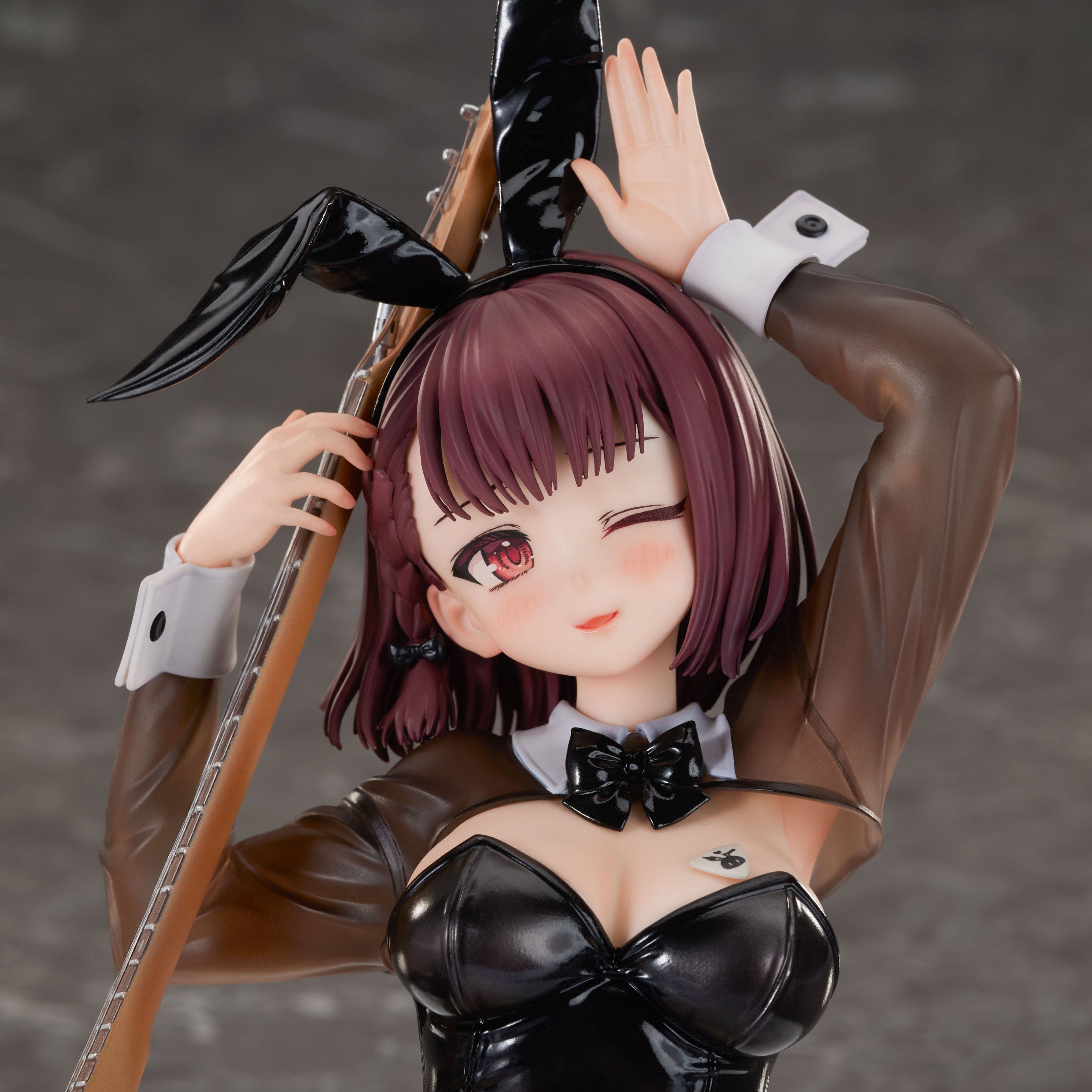 Descubre el apasionante mundo de Figura Tele Bunny Aya Ilustración por Kaito Original Character.