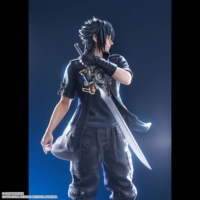 Descubre el apasionante mundo de Figura Noctis Lucis Caelum de Final Fantasy XV.