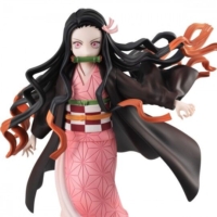 Descubre el apasionante mundo de Figura Nezuko Kamado Gals Demon Slayer 18cm.
