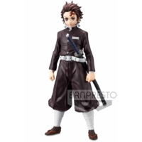 Descubre el apasionante mundo de Figura Tanjiro Kamado Kimetsu no Yaiba Demon Slayer 16cm.