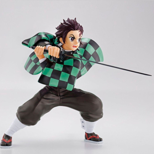 Descubre el apasionante mundo de Figura Model Kit Tanjiro Kamado Demon Slayer.