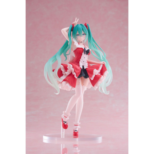 Descubre el apasionante mundo de Figura Hatsune Miku Lolita Fashion 18cm.