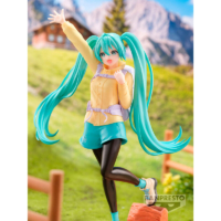 Descubre el apasionante mundo de Figura Recuerdos Navideños de Escalada Hatsune Miku 20cm.