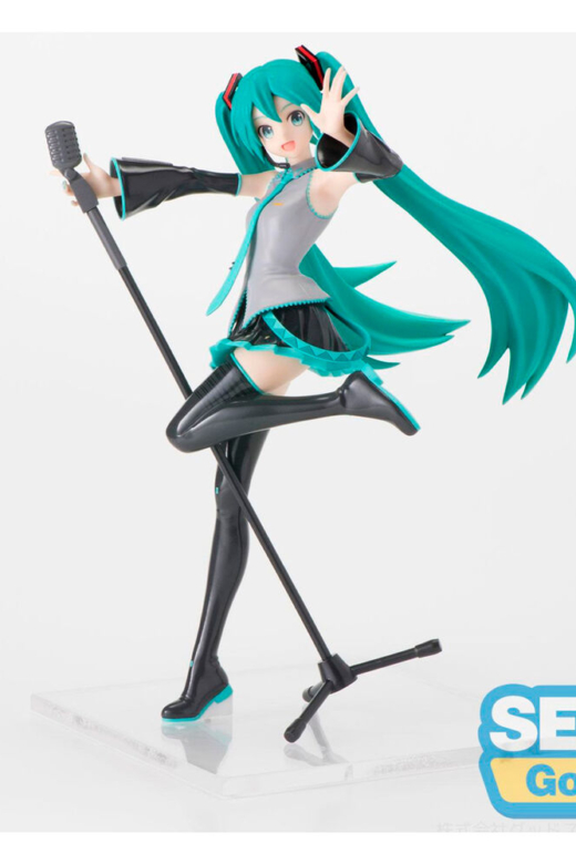 Descubre el apasionante mundo de Figura Hatsune Miku Project Diva 18cm.