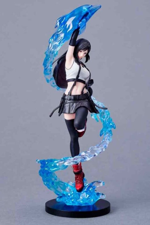 Descubre el apasionante mundo de Figura Tifa Lockhart Final Fantasy VII Rebirth 24 cm.